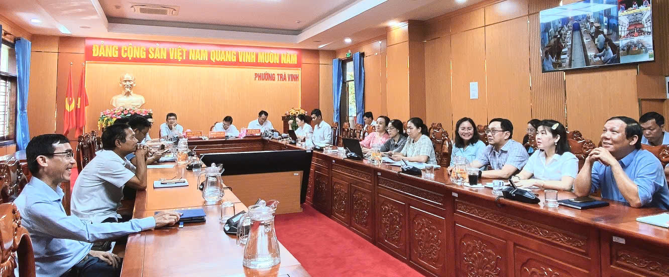 Phường Trà Vinh tham gia Hội nghị trực tuyến đối thoại với Đảng ủy các xã, phường do Ban Thường vụ Tỉnh ủy tổ chức