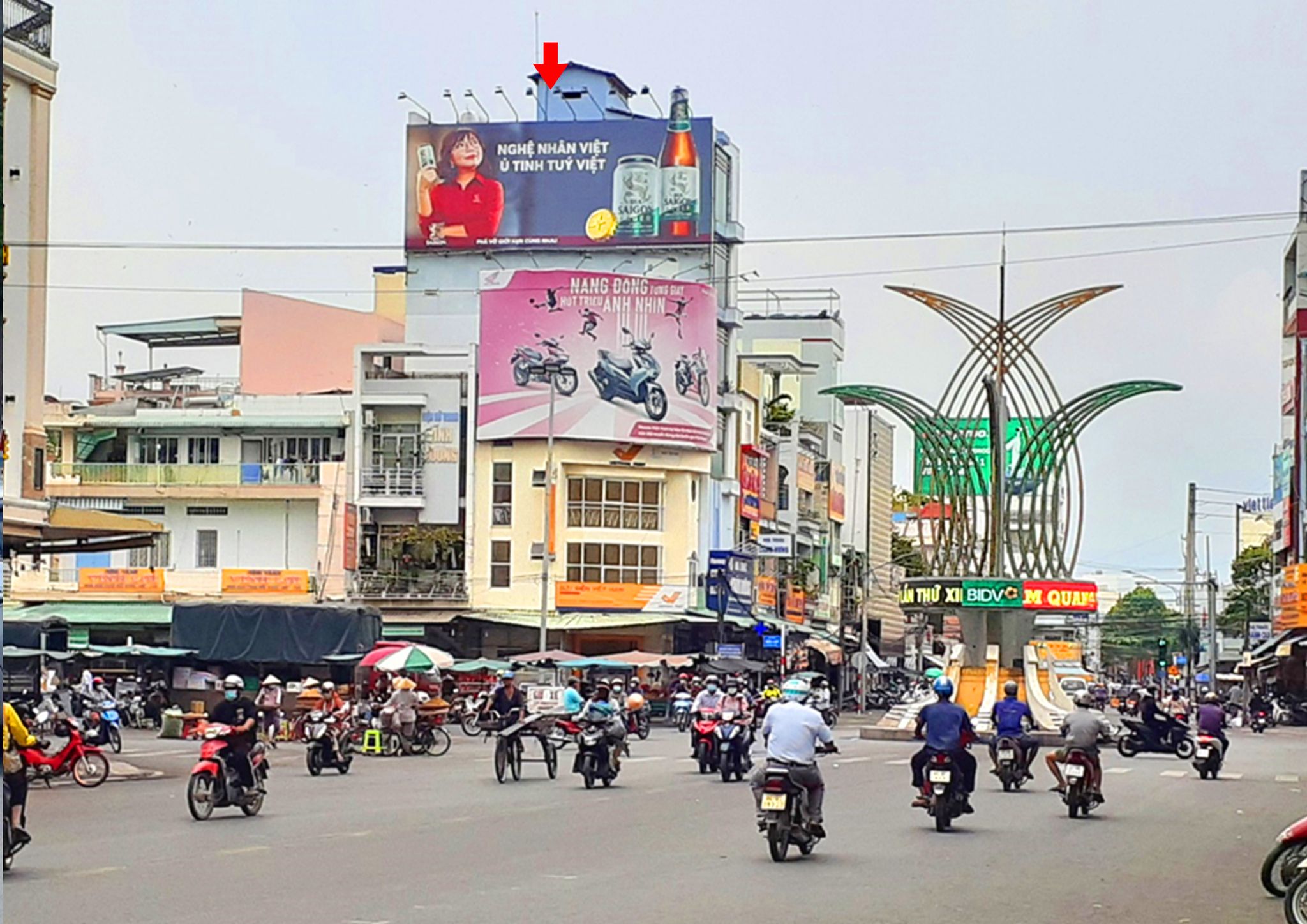 Tuyên truyền nâng cao nhận thức, chấm dứt tình trạng bán hàng rong lấn chiếm vỉa hè, lòng đường