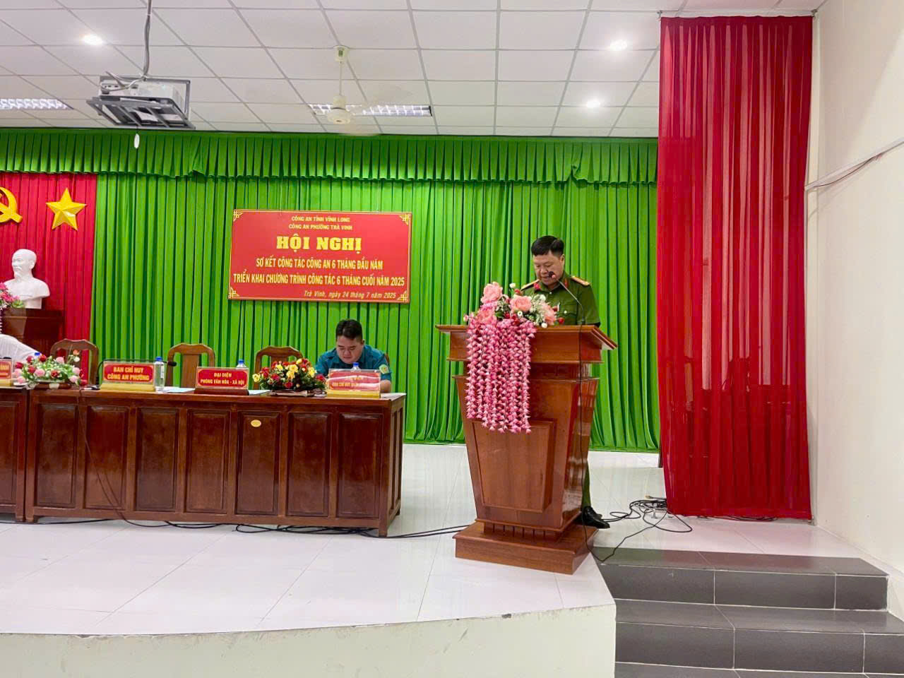Công an phường Trà Vinh sơ kết công tác Công an 6 tháng đầu năm 2025