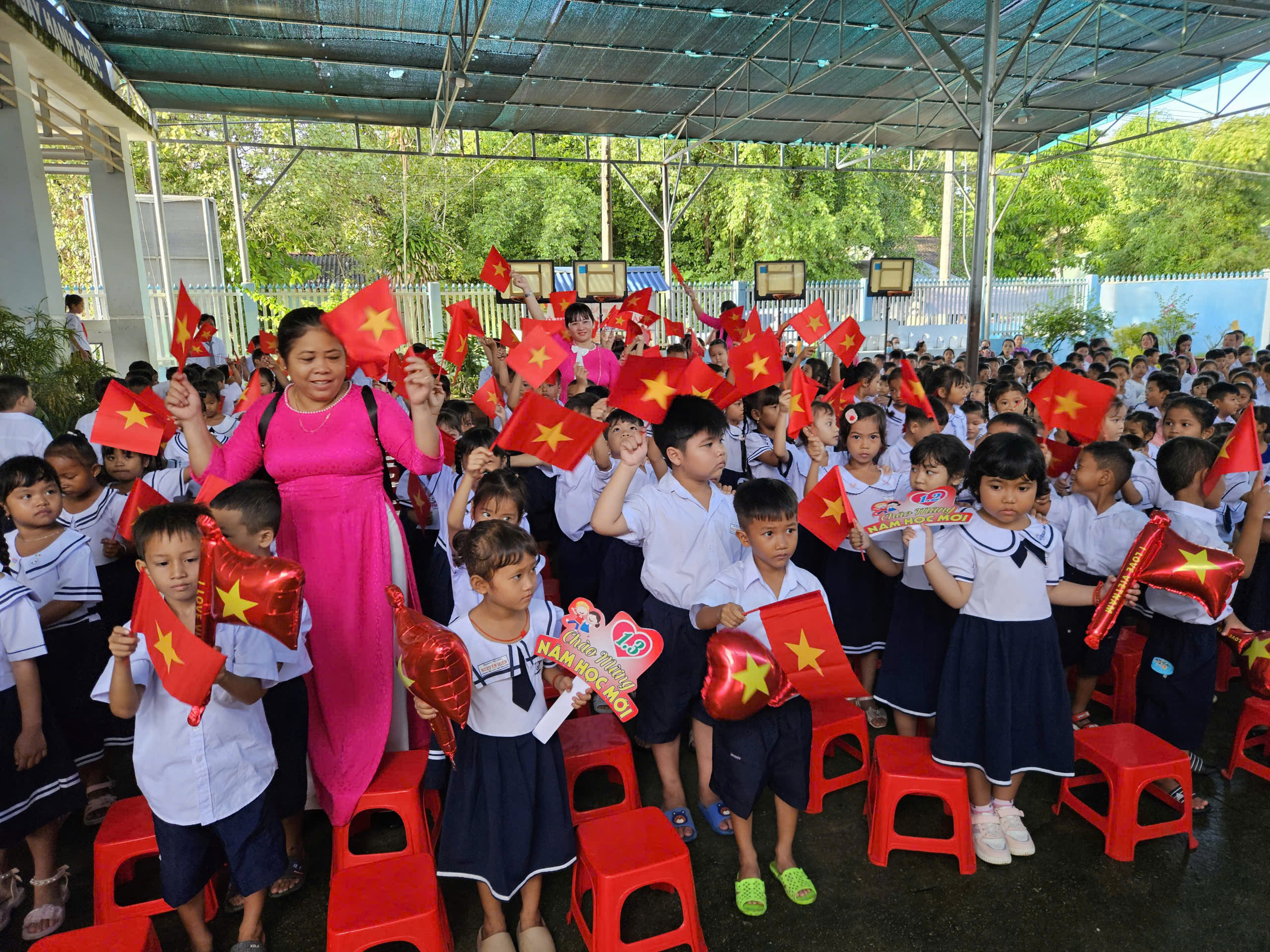 Giáo dục - Trường Tiểu học Nguyễn Hiền tổ chức Lễ khai giảng năm học 2025-2026.