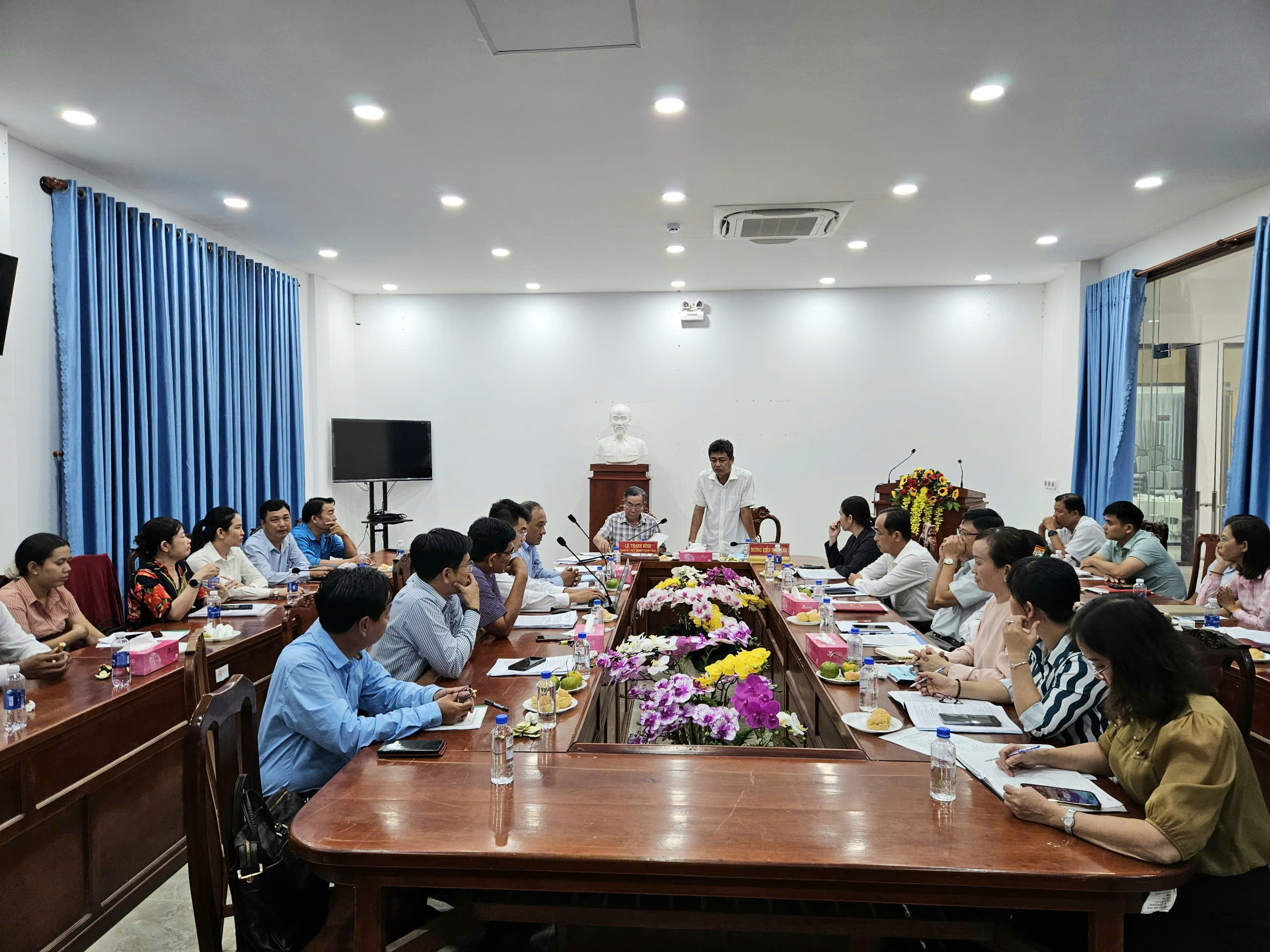 Kiểm tra công tác chuẩn bị Đại hội Đại biểu Mặt trận Tổ Quốc Việt Nam phường Trà Vinh; phường Hoà Thuận; phường Nguyệt Hoá và phường Long Đức